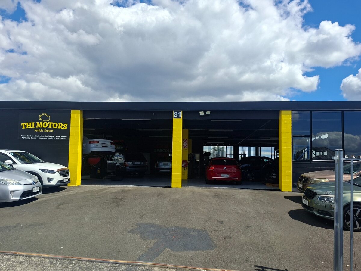 THI Motors signage and workshop frontage seen from Huia Road, Otahuhu